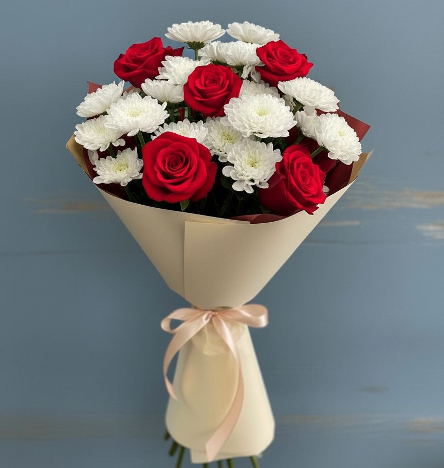 Букет цветов из: Розы и Хризантемы в Белогорске Амурской области