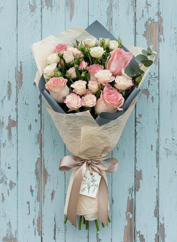 Букет цветов из: Розы в Белогорске Амурской области