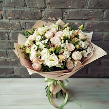 Букет цветов из:  Альстромерии, Розы и Хризантемы #REPLACE_PRED# Белогорске Амурской области