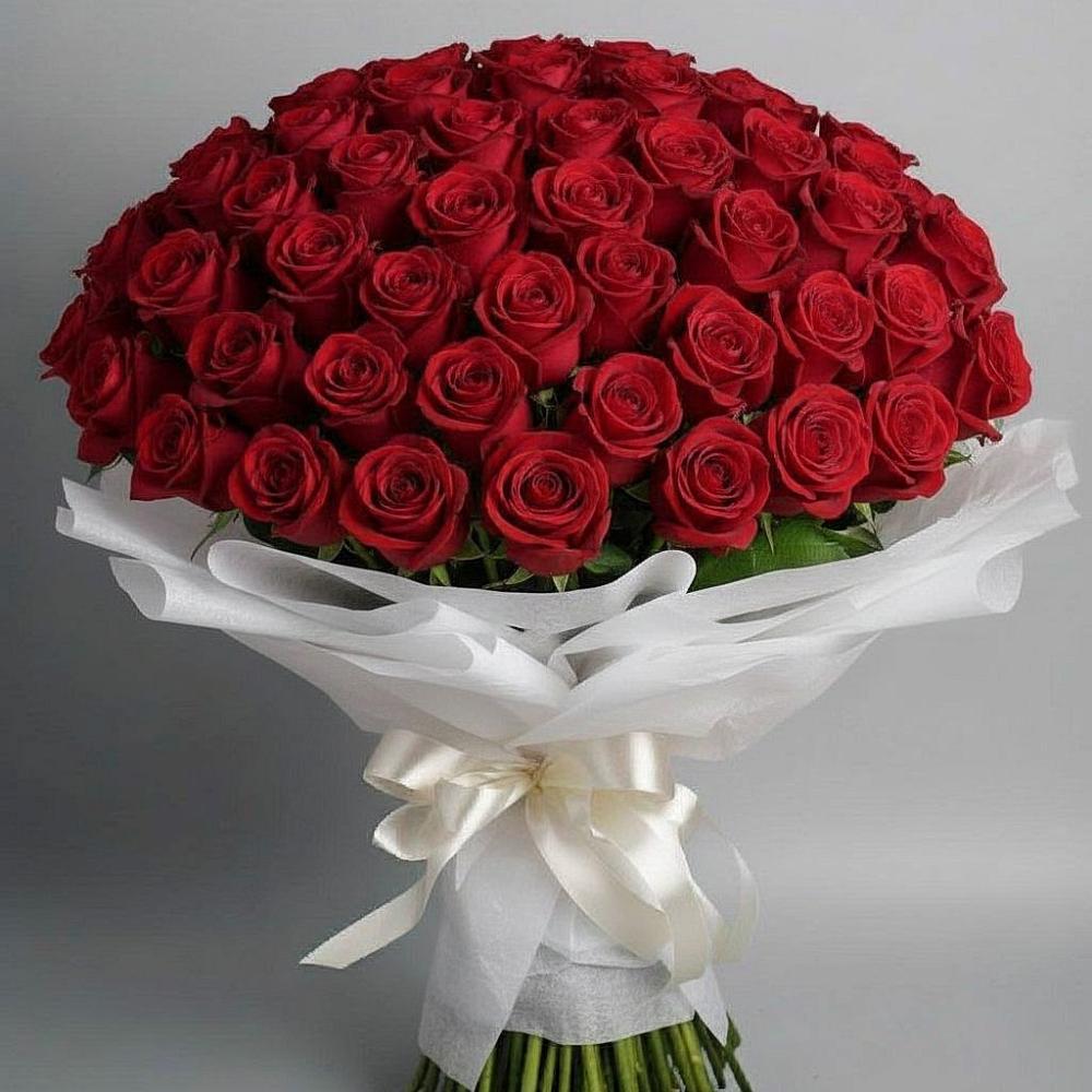 Букет 101 Красная роза Блэк Мэджик в Белогорске Амурской области