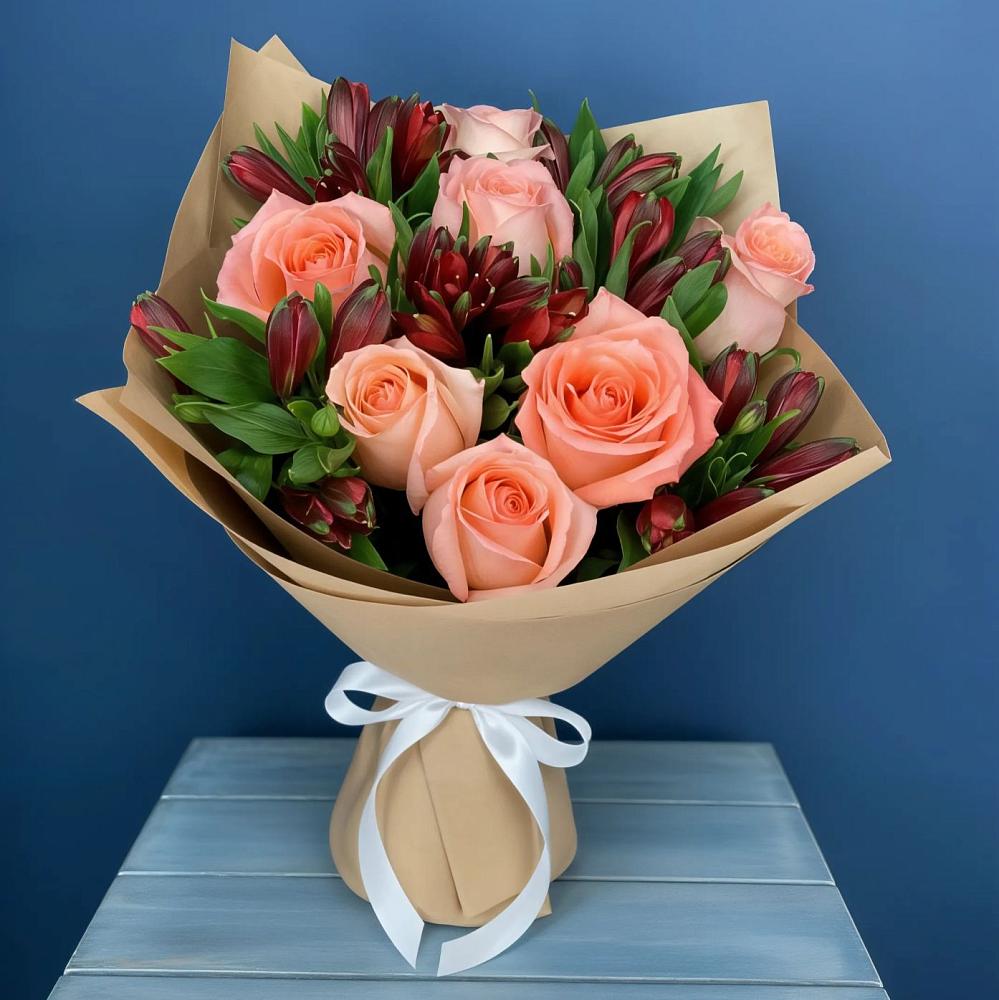 Букет цветов из: Розы и Альстромерии в Белогорске Амурской области