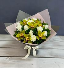 Букет цветов из:  Орхидеи и Розы #REPLACE_PRED# Белогорске Амурской области