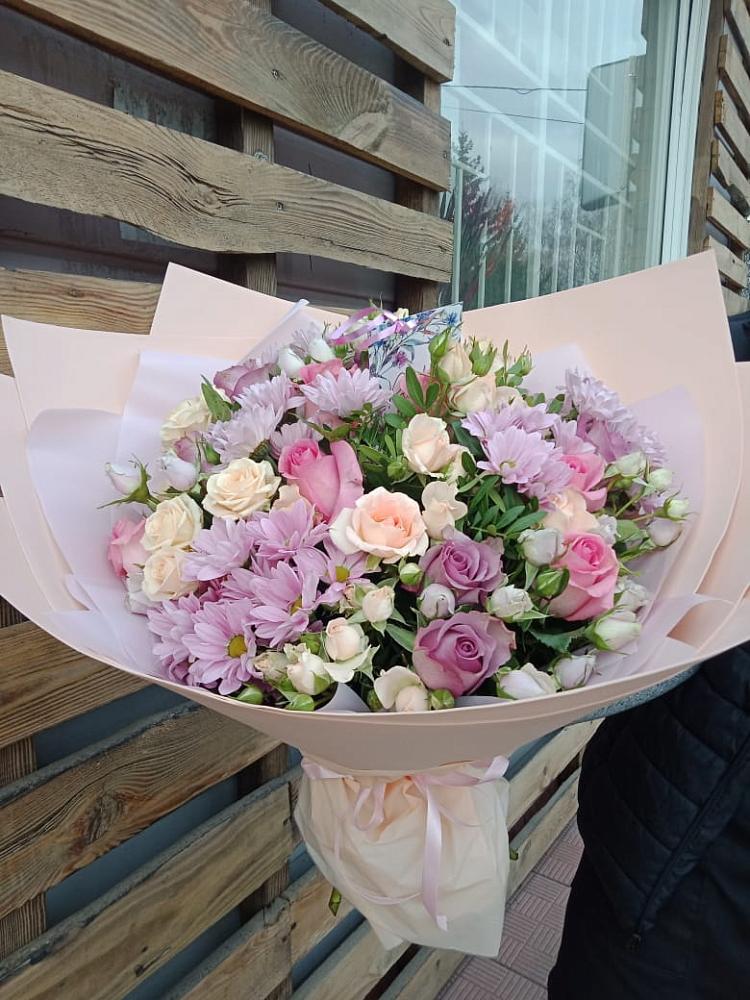 Букет цветов из: Розы и Хризантемы в Белогорске Амурской области