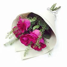 Букет цветов из:  Розы в Белогорске Амурской области