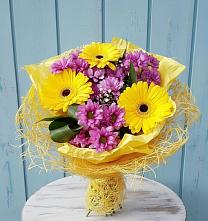 Букет цветов из:  Хризантемы и Герберы в Белогорске Амурской области