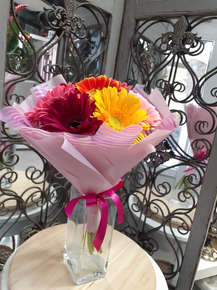 Букет цветов из: Герберы в Белогорске Амурской области