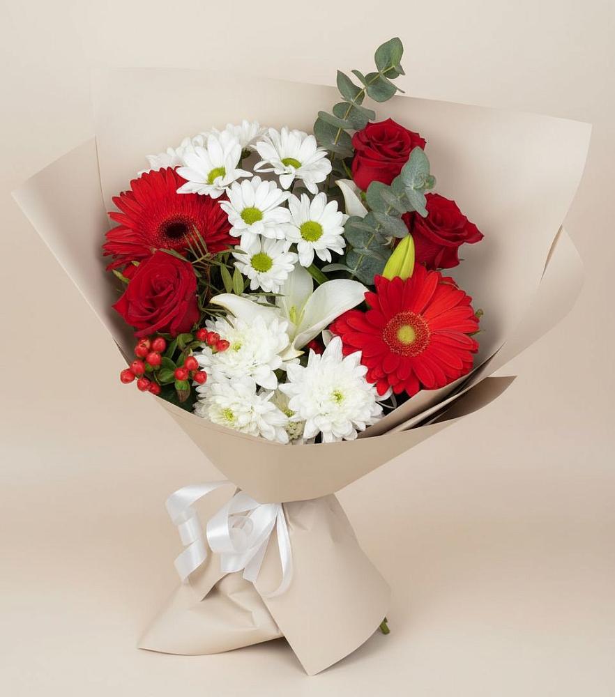 Букет цветов из: Розы, Хризантемы, Герберы и Лилии в Белогорске Амурской области