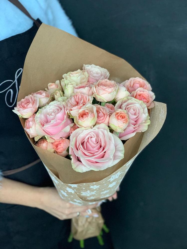 Букет цветов из: Хризантемы и Розы в Белогорске Амурской области