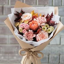Букет цветов из:  Гвоздики, Хризантемы и Розы #REPLACE_PRED# Белогорске Амурской области