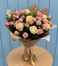 Букет цветов из:  Розы в Белогорске Амурской области