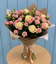Букет цветов из:  Розы в Белогорске Амурской области