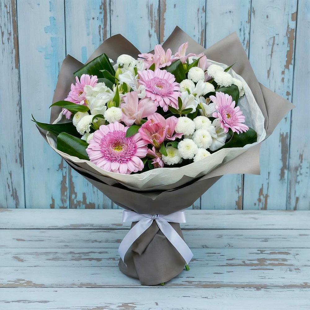Букет цветов из: Герберы, Альстромерии и Хризантемы в Белогорске Амурской области