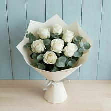 Букет Белые розы в Эвкалипте в Белогорске Амурской области