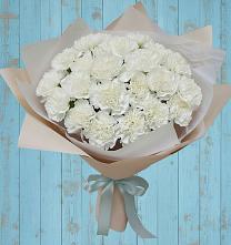 Букет цветов из:  Гвоздики в Белогорске Амурской области